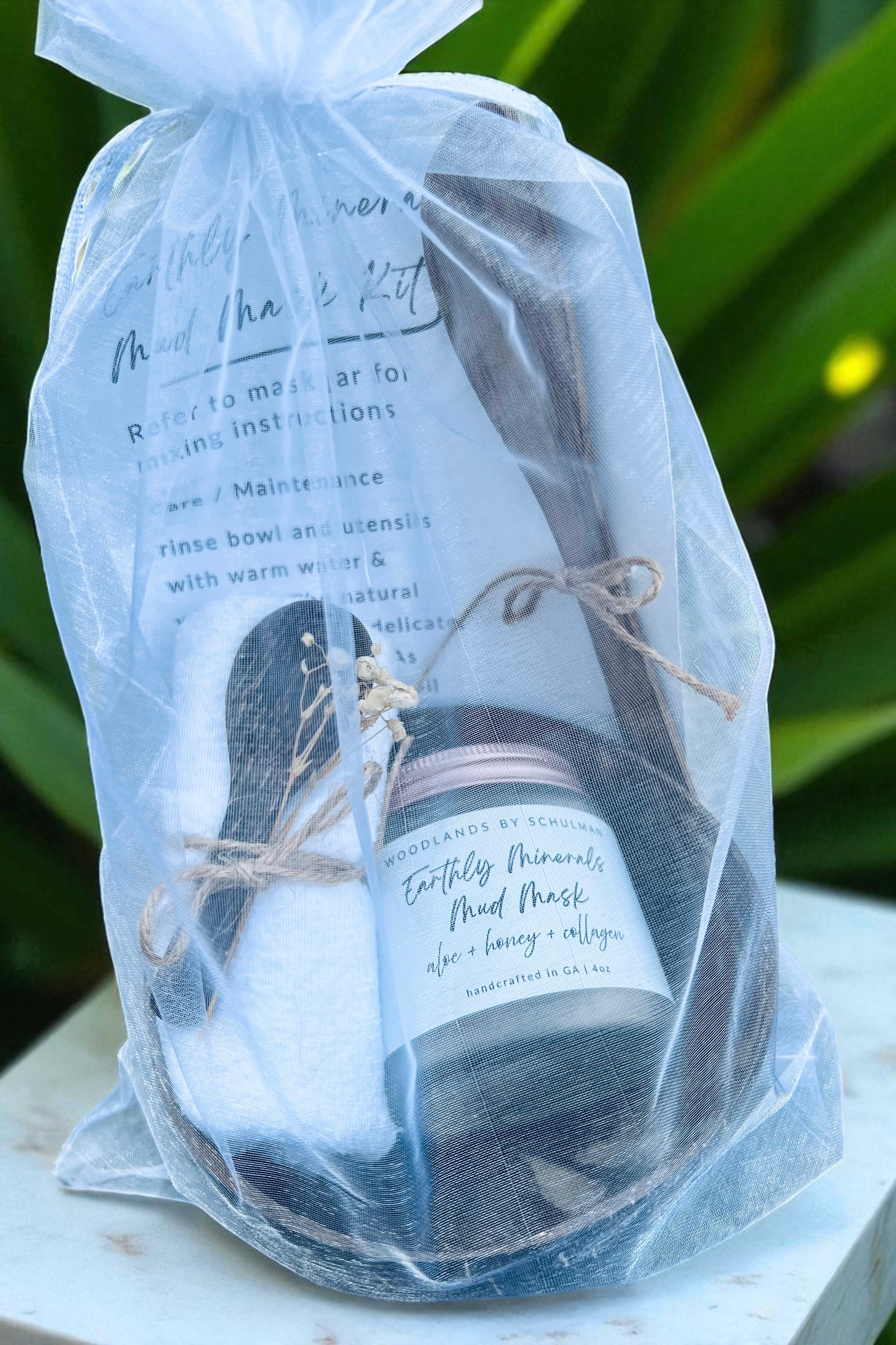 Earthly Minerals Mud Mask Kit